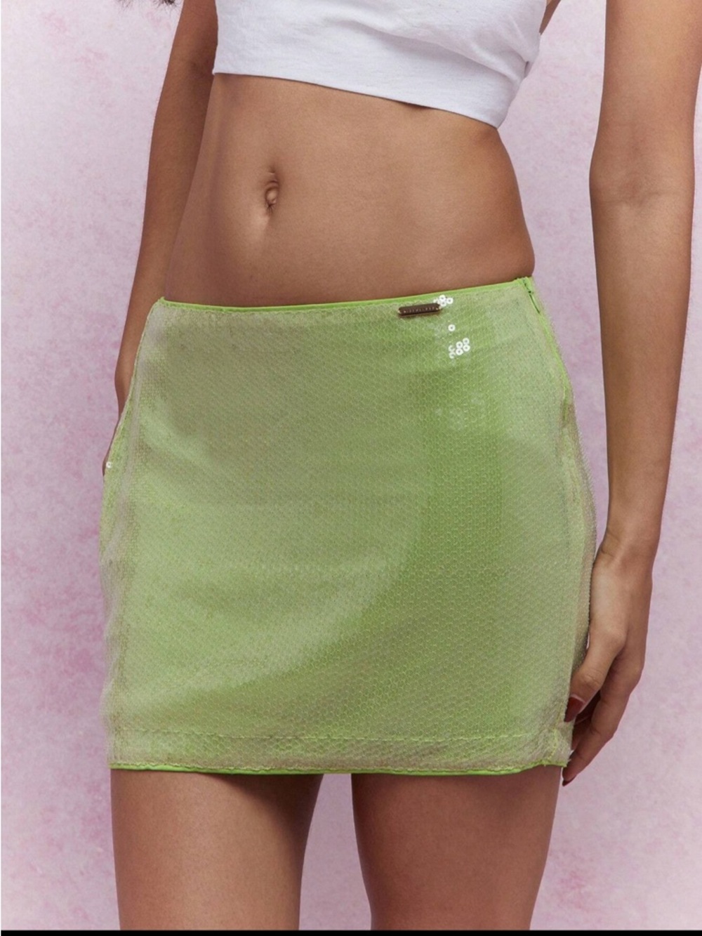 Misguided mini shimmer sequin skirt
Lime green